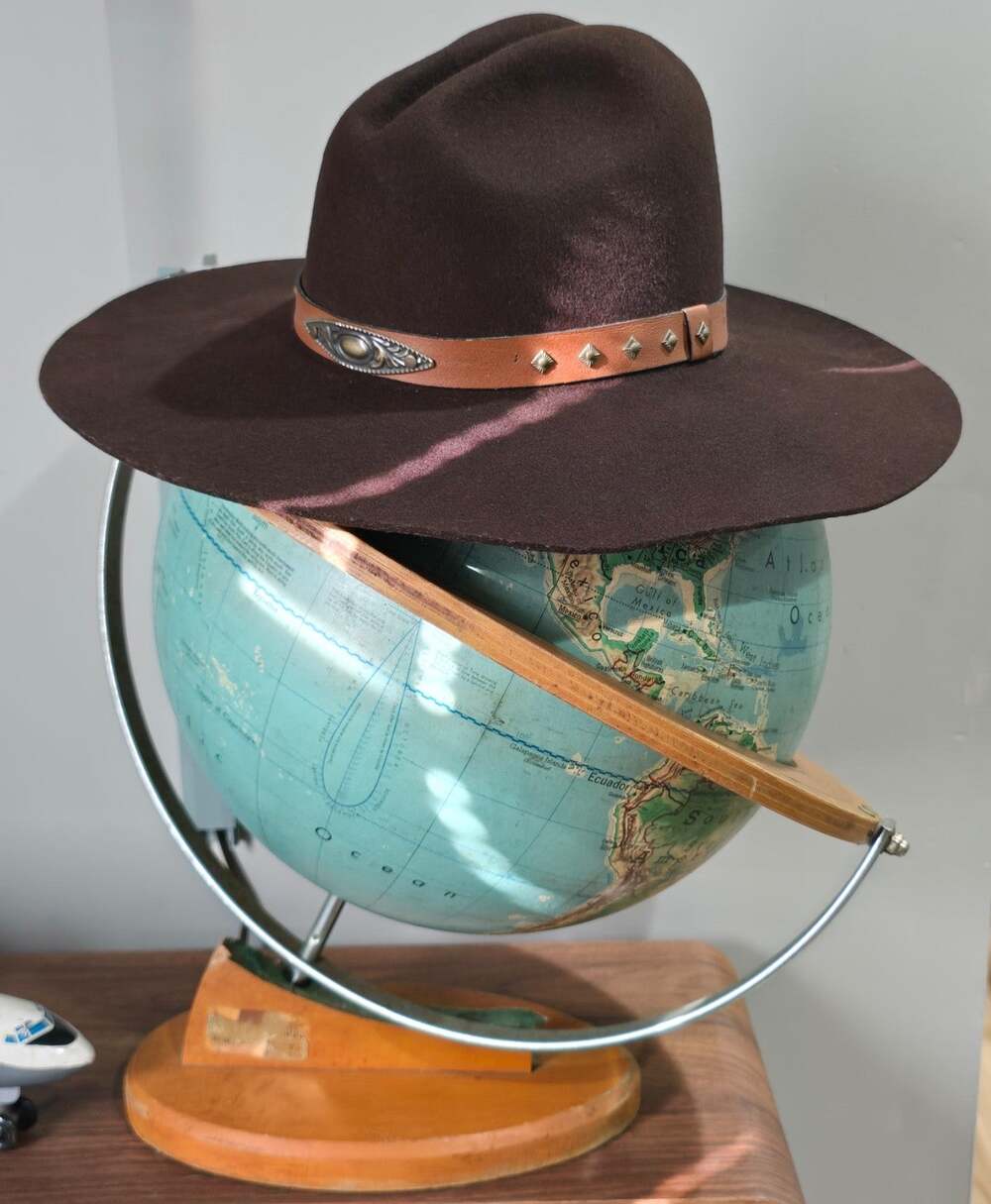 Renegade 2X Wool Blend Brown Cowboy Hat Brown Size 6 7/8 USA made